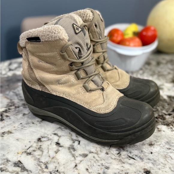 Columbia Cascadian Trinity Boots woman’s size 6.5 - Picture 3 of 15